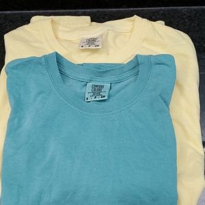 NWOT COMFORT COLORS 2 Shirts sz Small